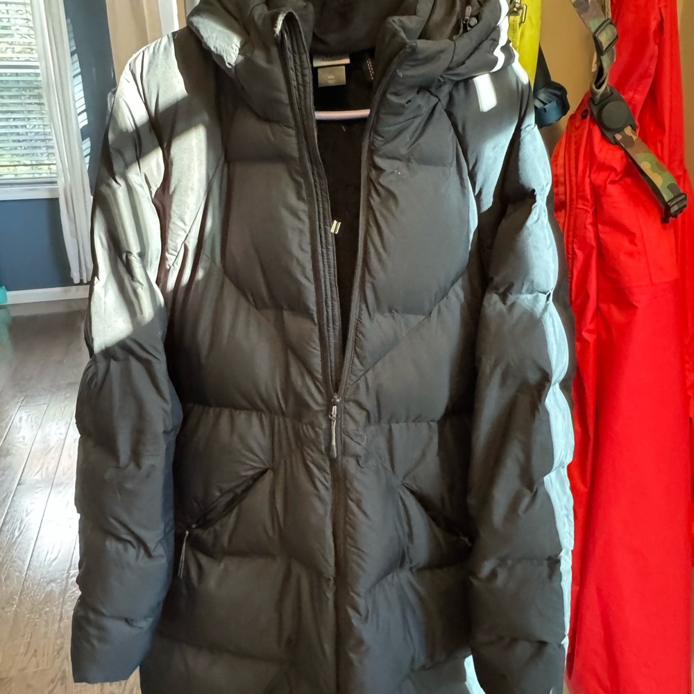 Champion Women's Classic Black Puffer Coat